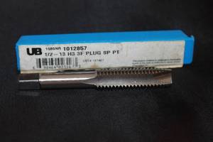 lot 10 image: UNION BUTTERFIELD 1585NR 1012857&nbsp 12-13 H3 3F PLUG SP PT IN CASE&nbsp