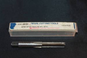lot 12 image: REGAL CUTTING TOOL 6261 - 33154&nbsp 516-18 NC&nbsp HSG H3 4FL BTM&nbsp TAP ,IN CASE&nbsp