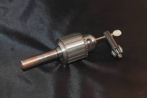 lot 29 image: JACOBS 31-02 2S TAPER 0- 38 0-10 M.M. DRILL CHUCK WITH JACOBS K30 KEY CHUCK&nbsp