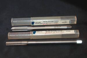 lot 69 image: TOTAL OF 2 REGAL CUTTING TOOL HSG H3&nbsp FLUTE PULLEY TAPS , 6262-44360&nbsp (38-24)&nbsp &amp&nbsp 6265-53120 (516-18 )