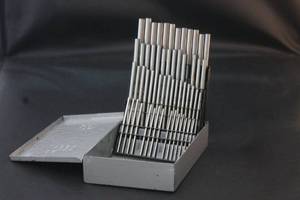 lot 93 image: HUOT DRILL INDEX 1 TO 60&nbsp JOBBER DRILL BIT SET IN CASE  SEE PICS&nbsp