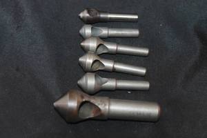 lot 98 image: TOTAL OF 6&nbsp WELDON HS 90 DEGREE COUNTERSINK DRILL BITS , DB-26 DB-18  CSA-14  SEE PICS&nbsp