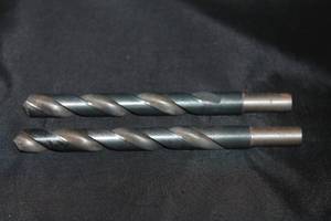 lot 104 image: TOTAL OF 2 MACHINIST HSS TAPER LENGTH DRILL BIT WITH STRAIGHT SHANK , 7L&nbsp