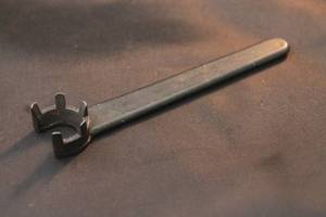 lot 165 image: COLLETT NUT ER16M WRENCH WITH STEEL HEAD , SYIC-4622&nbsp