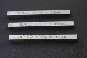 lot 166 image: TOTAL OF 3 BIPICO HSS MILLING SQUARE HSS TOOL BIT , 316 X 2 12&nbsp