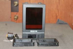 lot 55 image: BEAM 3D PRINTER WITH 2 EXTRA&nbsp RESIN VATS WITH FEP LINERS PLATES&nbsp