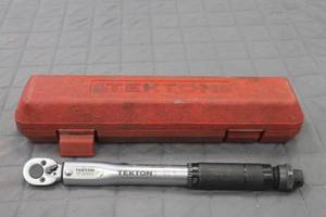 lot 61 image: TEKTON 14 INCH DRIVE CLICK TORQUE WRENCH&nbsp 24320 WITH STORAGE CASE&nbsp