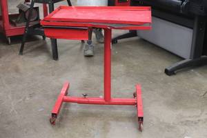 lot 78 image: TITAN HEAVY DUTY MOBILE WORK TABLE WITH DRAWER&nbsp