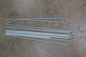 lot 102 image: TOTAL OF 13 STAINLESS STEEL THREADED RODS , 27 - 39&nbsp