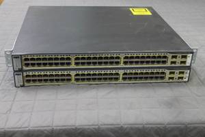 lot 104 image: TOTAL OF 2 CATALYST 3750G SERIES&nbsp  TESTED &amp POWERED ON  NEED POWER SUPPLY CORD  SEE PICS&nbsp
