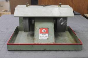 lot 130 image: LORTONE LAPIDARY ARBOR GRIND -SAND-POLISH ING STONES&nbsp