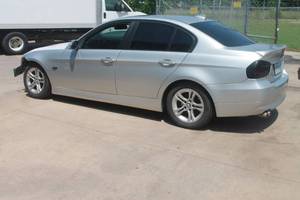 lot 59 image: 2008 BMW 328i STARTS RUNS AND DRIVEMILEAGE 156043 CLEAN TEXAS TITLE RECOMMEND TOWING SEE VIDEO ATTACHED