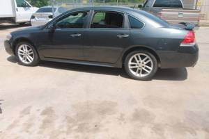 lot 60 image: 2014 CHEVY IMPALA LTZ STARTS RUNS AND DRIVEMILEAGE 211026 CLEAN TEXAS TITLE RECOMMEND TOWING SEE VIDEO ATTACHED