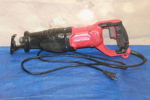 lot 24 image: CRAFTSMAN CMES300 TYPE1 RECIPROCATING SAW&nbsp