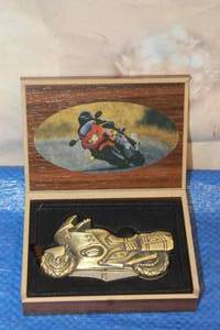 lot 56 image: CROTCH ROCKET MOTORCYCLE FOLDING&nbsp POCKET KNIFE IN WOOD CASE&nbsp