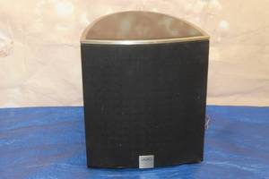 lot 92 image: VIZIO VSB210WS SOUNDBAR&nbsp