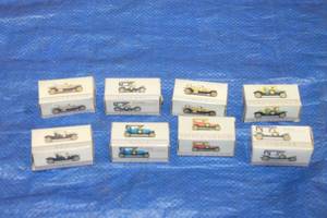 lot 94 image: TOTAL OF 8 VINTAGE READERS DIGEST&nbsp COLLECTIBLE MINATURE DIECAST CLASSIC CARS IN ORIGINAL BOXES  SEE PICS&nbsp