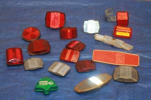 lot 104 image: TOTAL OF 18 MOTORCYCLE AUTOMOBILE BIKE COLLECTION OF REFLECTORS&nbsp