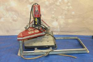 lot 121 image: MK 470 BRICK SAW CONCRETE SAWFILE SAW 156779