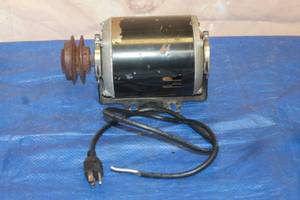 lot 130 image: EMERSON BELTED FAN AND BLOWER MOTOR TESTED AND WORKS SA55NXSFB-4866