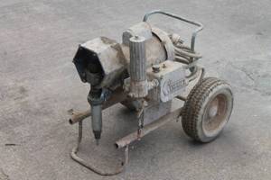 lot 143 image: EM 490 PAINT SPRAYER NO POWER&nbsp