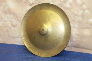 lot 161 image: 17 DIAM CYMBAL