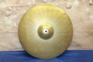 lot 164 image: ZILDJIAN 20 DIAM CYMBAL
