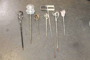 lot 183 image: 7 ASSORTED PAINT MIXING PADDLES