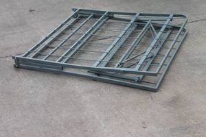 lot 196 image: TWIN FOLDAWAY METAL BED FRAME&nbsp
