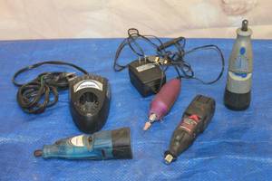 lot 229 image: LOT OF CORDLESS DREMELS