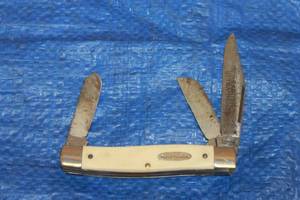 lot 254 image: VINTAGE RANGER 3-BLADE FOLDING POCKET KNIFE&nbsp