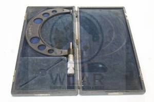 lot 24 image: BROWN &amp SHARPE OUTSIDE MICROMETER G-1213-57 ,&nbsp 5 -6&nbsp IN CASE&nbsp