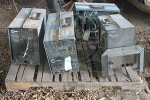 lot 85 image: TOTAL OF 4&nbsp EXTENDED REACH AIR COOLED WIRE FEEDER MILLER WELDERS  PARTS ONLY  SEE PICS&nbsp