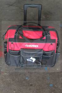 lot 47 image: HUSKY&nbsp 18&nbsp ROLLING TOOL BOX ON WHEELS&nbsp