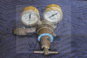 lot 140 image: PREST - O- LITE&nbsp R-36-400-580 INERT GAS DUAL GAUGE PRESSURE REGULATORS&nbsp