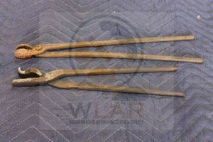 lot 169 image: TOTAL OF 2 BLACK SMITH TONGS&nbsp 13 &amp 15&nbsp