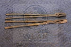 lot 172 image: TOTAL OF 2 BLACK SMITH TONGS , 18 &amp 19&nbsp