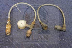 lot 174 image: WIKA PRESSURE GAUGE WITH AC SYSTEM CONNECTOR HOSE&nbsp