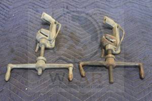 lot 186 image: 2 BAND-IT STANDARD BANDING TOOL BAND CLAMPS 13