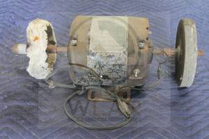 lot 204 image: MONTGOMERY WARDS TABLE MOUNT GRINDER MODEL A5011 4320
