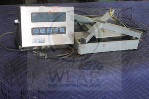 lot 208 image: GSE 460 SCALE WITH BTEK SCALES SYSTEM BT-1212-100-CSSP