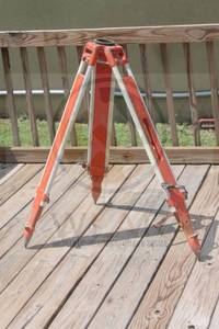 lot 230 image: DW DAVID TRANSIT TRIPOD CONTRACTOR SURVEYING INSTRUMENT