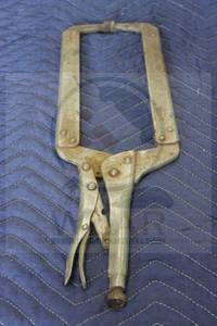 lot 253 image: CONTINENTAL 18 LOCKING C CLAMP VISE GRIP