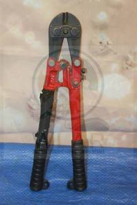lot 33 image: BOLT CUTTER , 12&nbsp