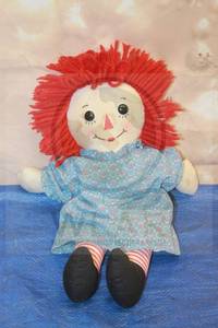 lot 75 image: 2015 HASBRO RAGGEDY ANN HANDMADE BY AURORA ,16&nbsp
