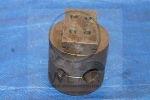 lot 92 image: LATHE BORING MILL SPINDLE NOSE MASTER WITH END MILL HOLDER&nbsp
