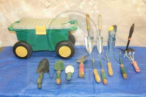 lot 118 image: TOTAL OF 13 PC GARDENING TOOLS WITH MOBILE GARDEN TOOL CART&nbsp