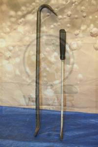 lot 66 image: TOTAL OF 2 PRYBARS ,24 &amp 29&nbsp