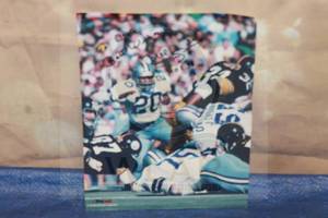 lot 69 image: DALLAS COWBOYS AUTOGRAPH 8 X 10 PHOTO OF MEL RENFRO HALL OF FAME CORNERBACK HOF 96 AND JERSEY # 20&nbsp
