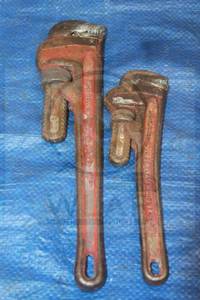 lot 123 image: TOTAL OF 2 RIDGID HEAVY DUTY PIPE WRENCHES , 10 &amp 14&nbsp